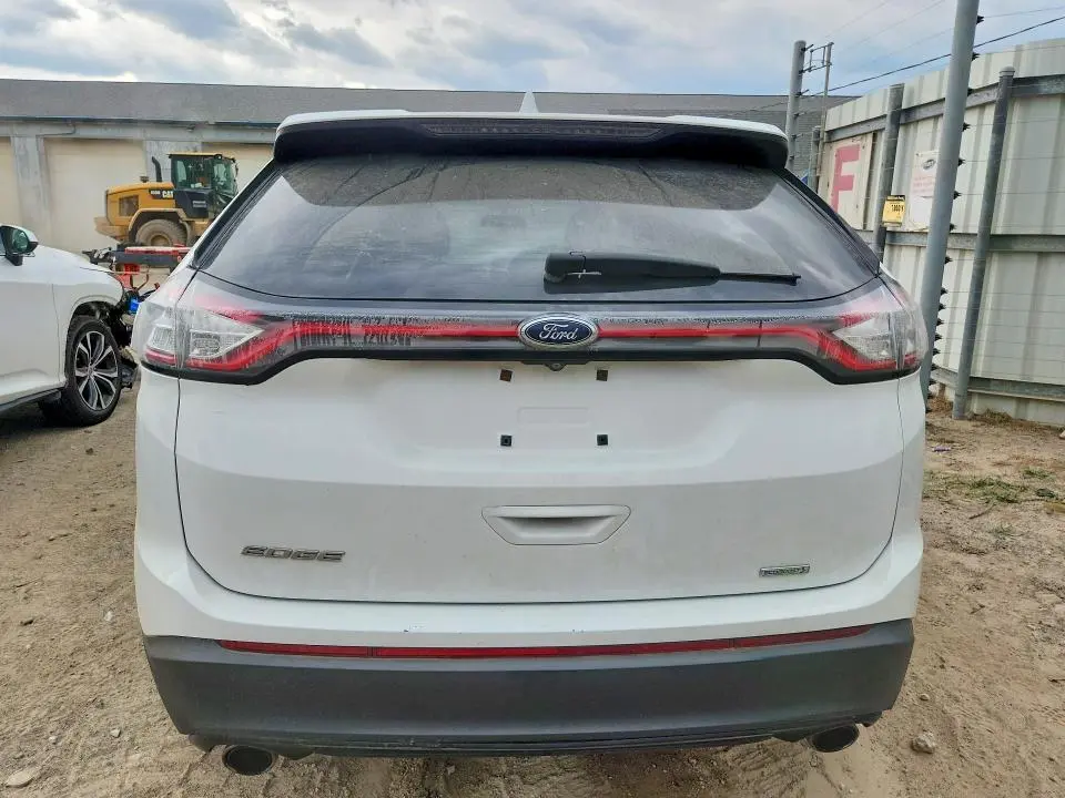 2015 FORD EDGE SE  