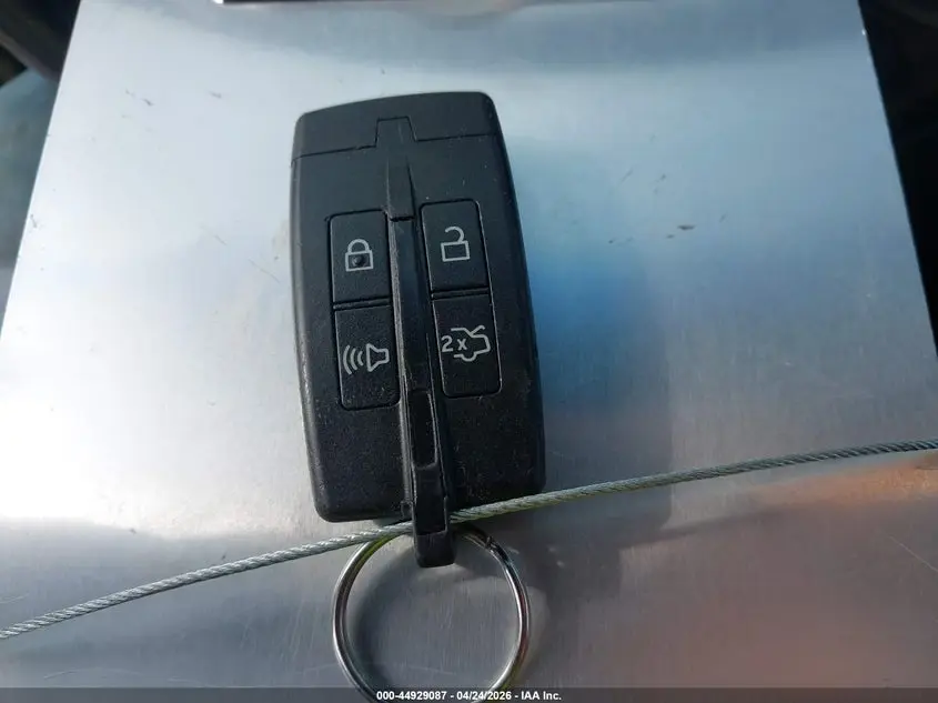2011 LINCOLN MKS  