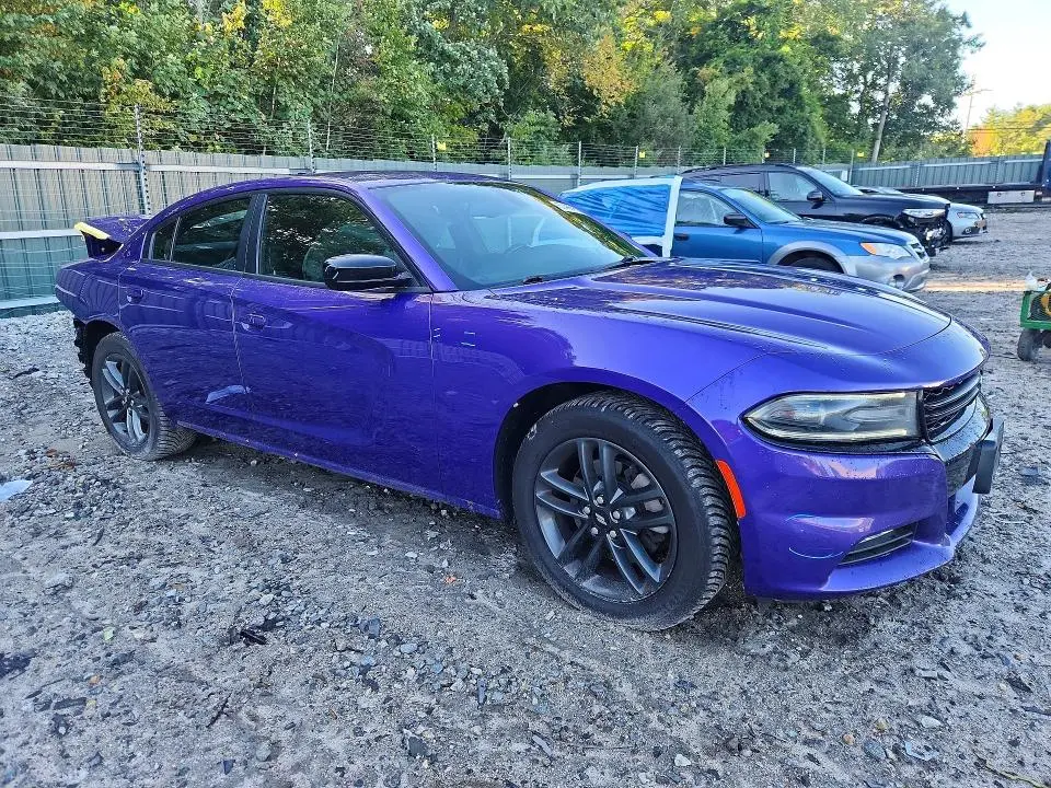 2019 DODGE CHARGER SXT  