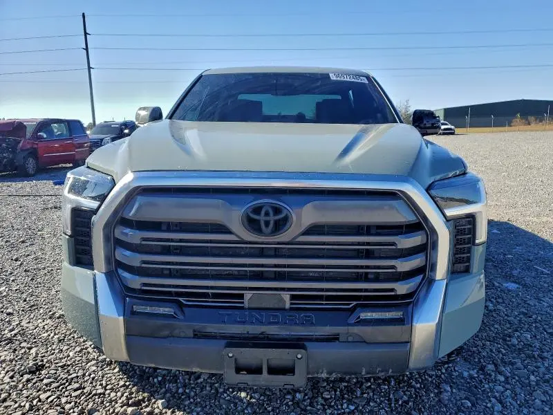 2025 TOYOTA TUNDRA CREWMAX LIMITED  