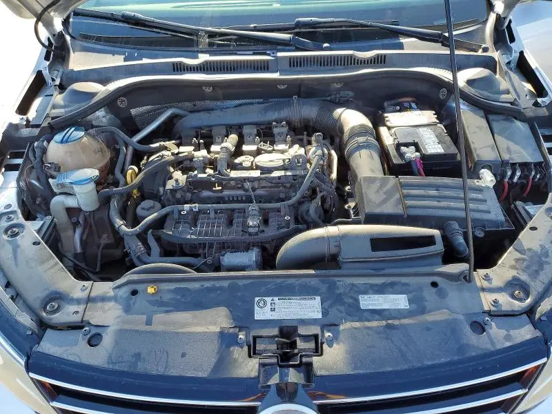 2016 VOLKSWAGEN JETTA SEL  