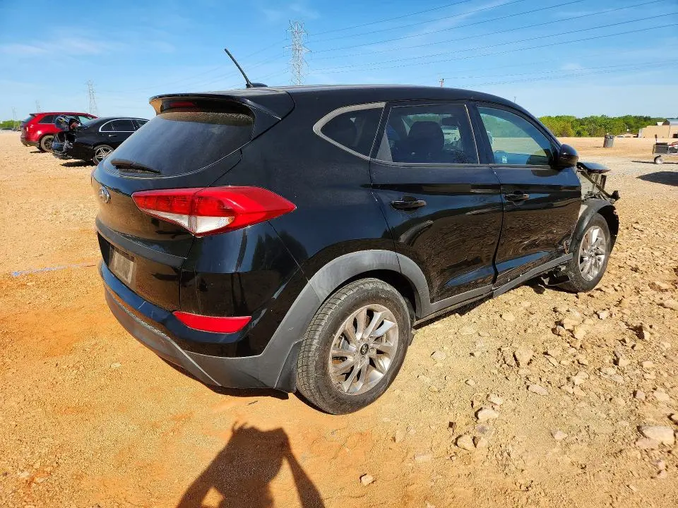 2016 HYUNDAI TUSCON   