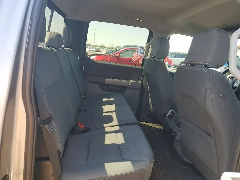 2025 FORD F150 XLT  