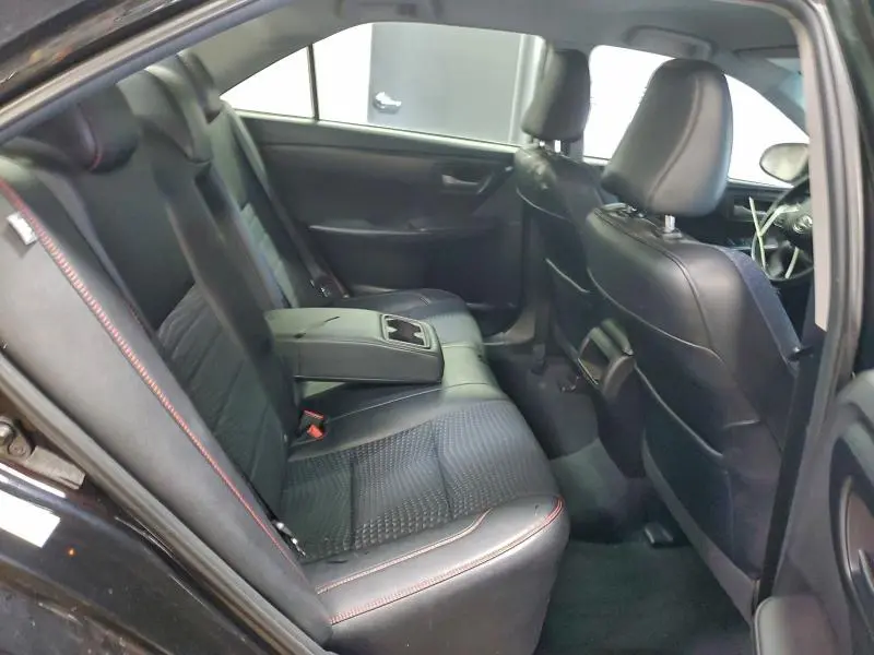 2015 TOYOTA CAMRY LE  