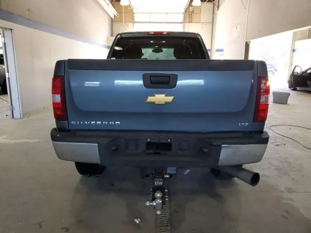 2011 CHEVROLET SILVERADO K2500 HEAVY DUTY LTZ  