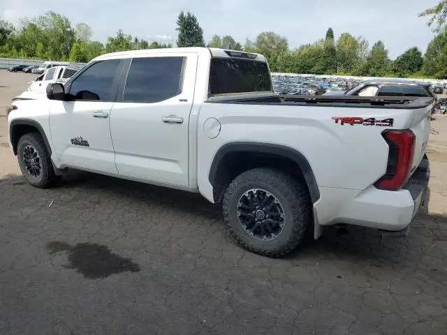 2024 TOYOTA TUNDRA CREWMAX SR  