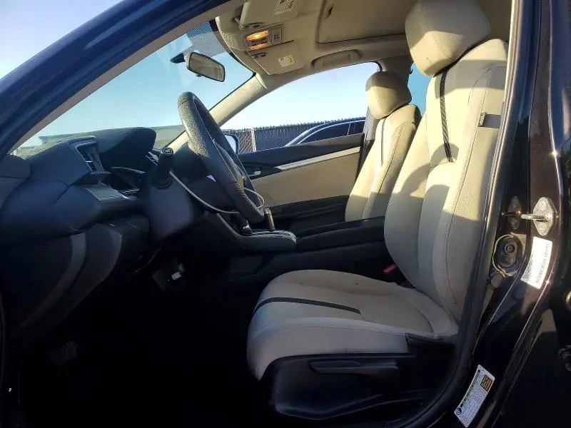 2017 HONDA CIVIC EX  