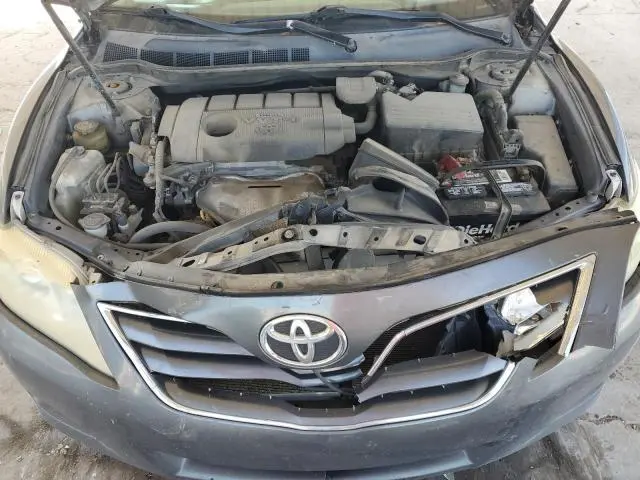 2010 TOYOTA CAMRY BASE  