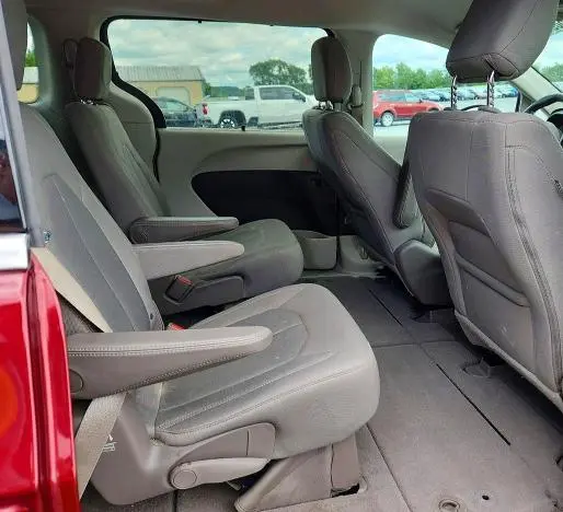 2017 CHRYSLER PACIFICA TOURING L  