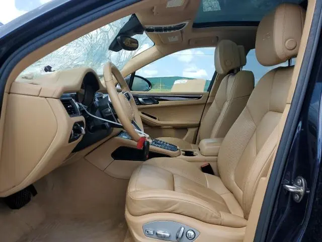 2017 PORSCHE MACAN GTS  