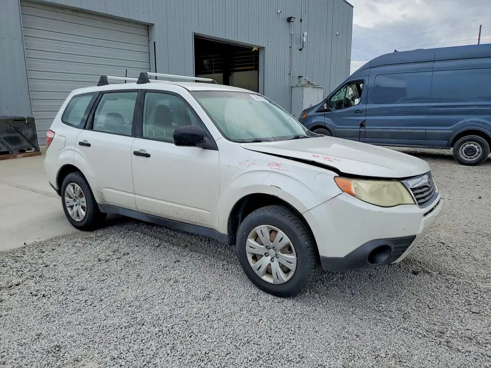 2010 SUBARU FORESTER 2.5X  