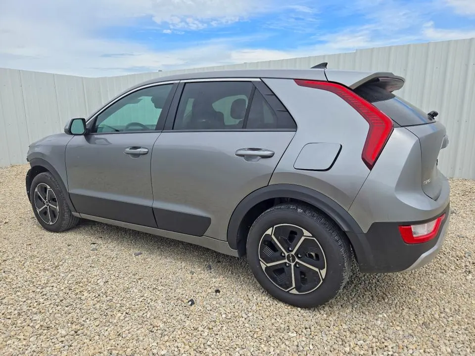 2026 KIA NIRO LX  