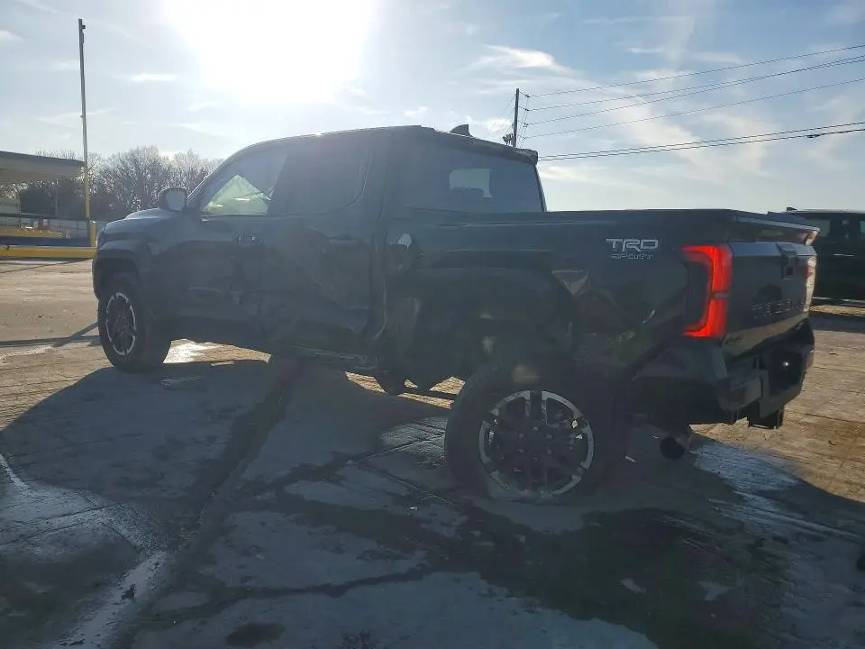 2025 TOYOTA TACOMA TRD SPORT  