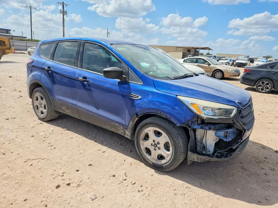 2017 FORD ESCAPE S  
