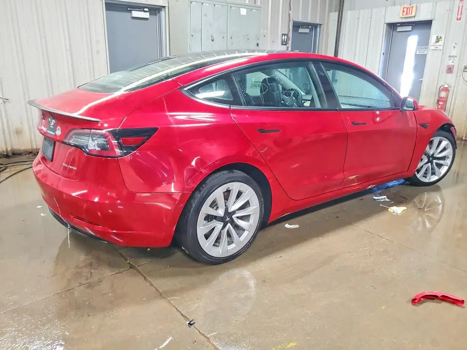 2022 TESLA MODEL 3   