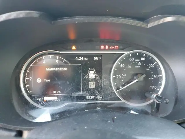 2022 NISSAN VERSA SR  