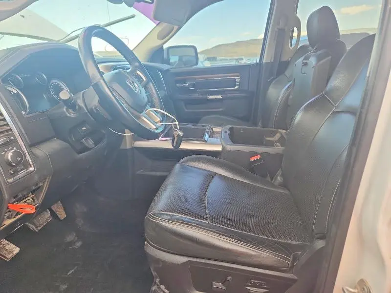 2015 RAM 1500 LARAMIE  