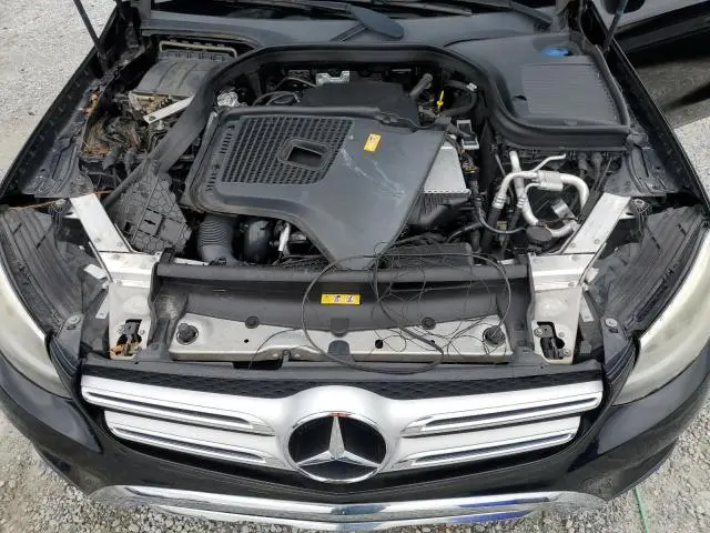 2016 MERCEDES-BENZ GLC 300  
