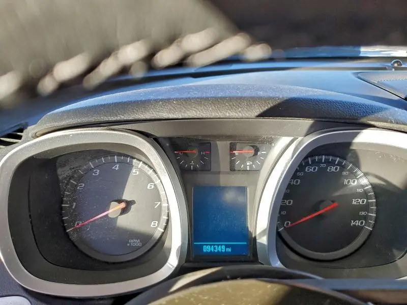 2017 CHEVROLET EQUINOX LT  