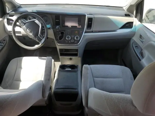 2015 TOYOTA SIENNA LE  