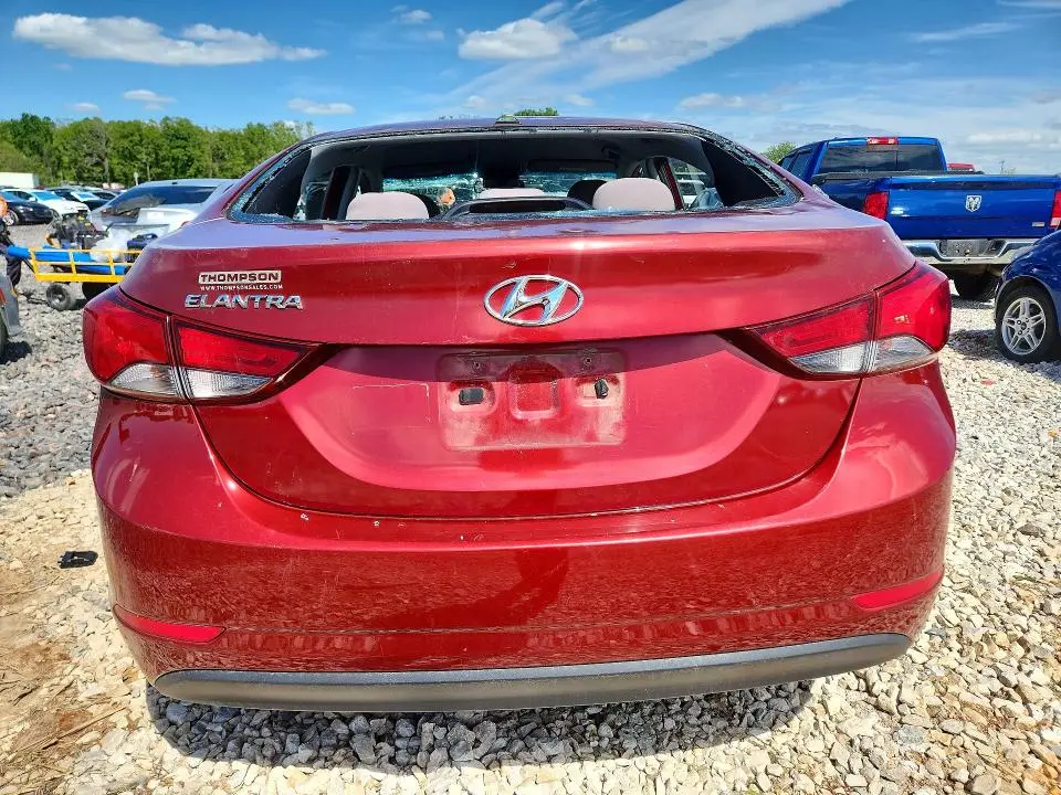 2016 HYUNDAI ELANTRA SE  