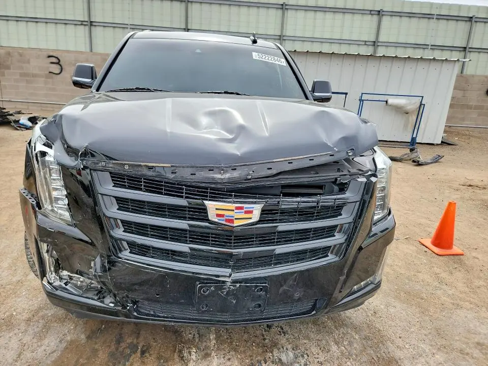 2019 CADILLAC ESCALADE LUXURY  