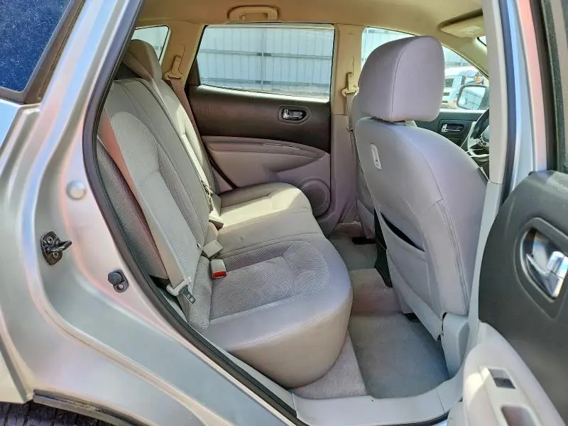 2012 NISSAN ROGUE S  