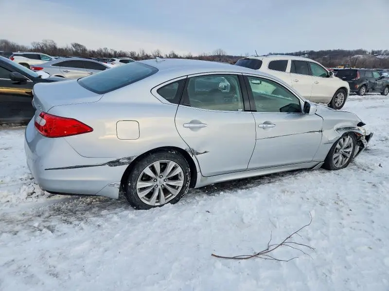 2011 INFINITI M37 X  
