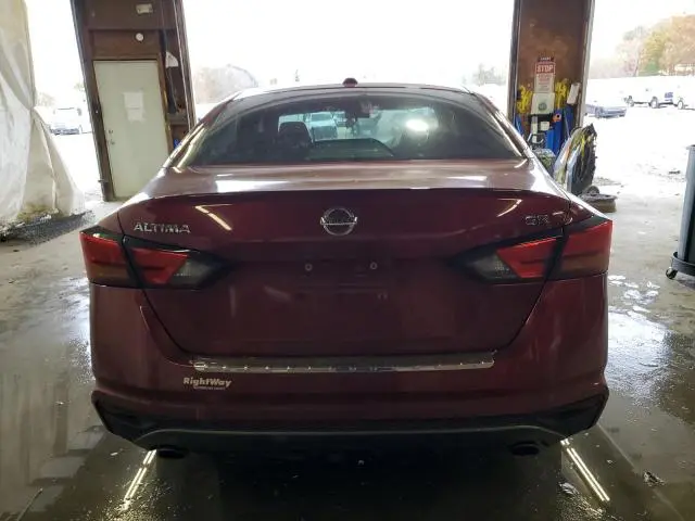2021 NISSAN ALTIMA SR  