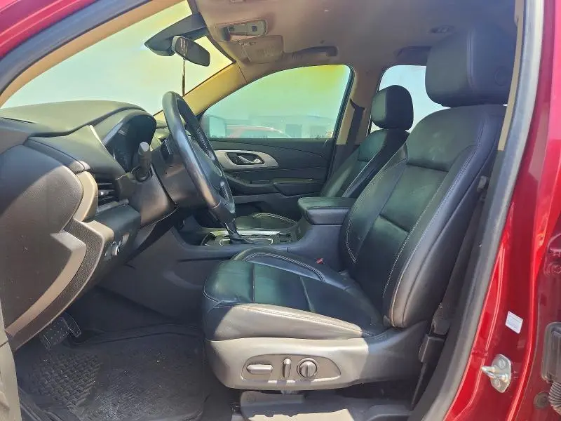 2020 CHEVROLET TRAVERSE LT  