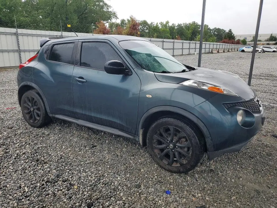2013 NISSAN JUKE S  