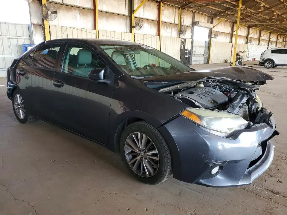 2015 TOYOTA COROLLA LE PLUS  