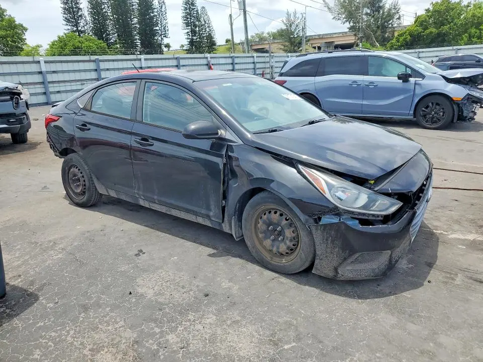 2018 HYUNDAI ACCENT SE  