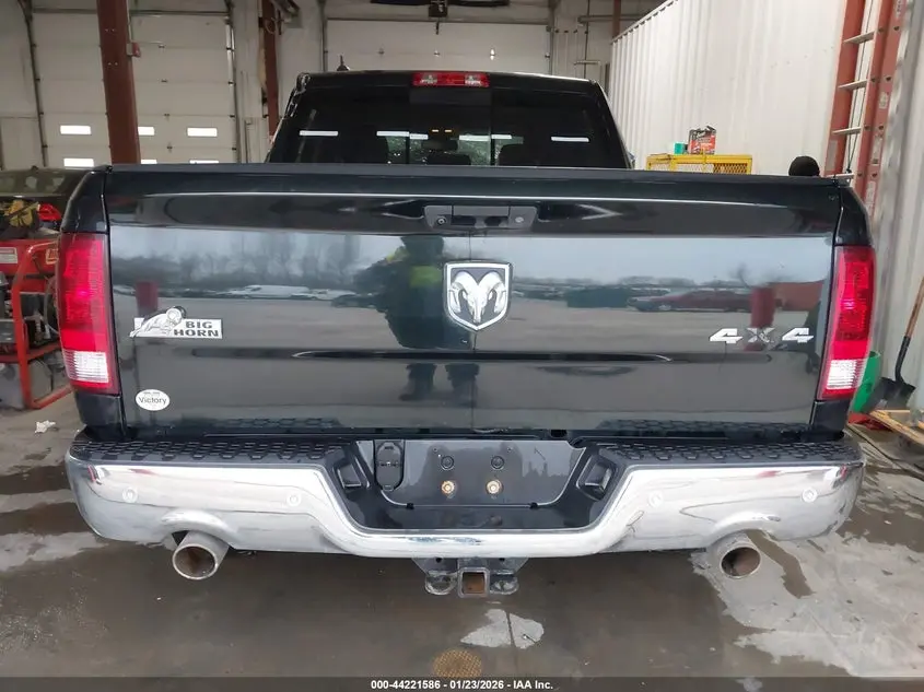 2017 RAM 1500 BIG HORN  4X4 5'7 BOX