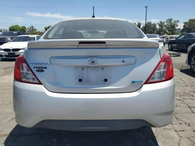 2015 NISSAN VERSA S  