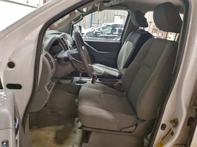 2016 NISSAN FRONTIER S  