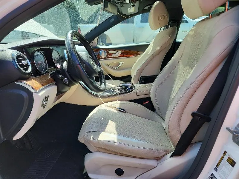 2017 MERCEDES-BENZ E 300 4MATIC  