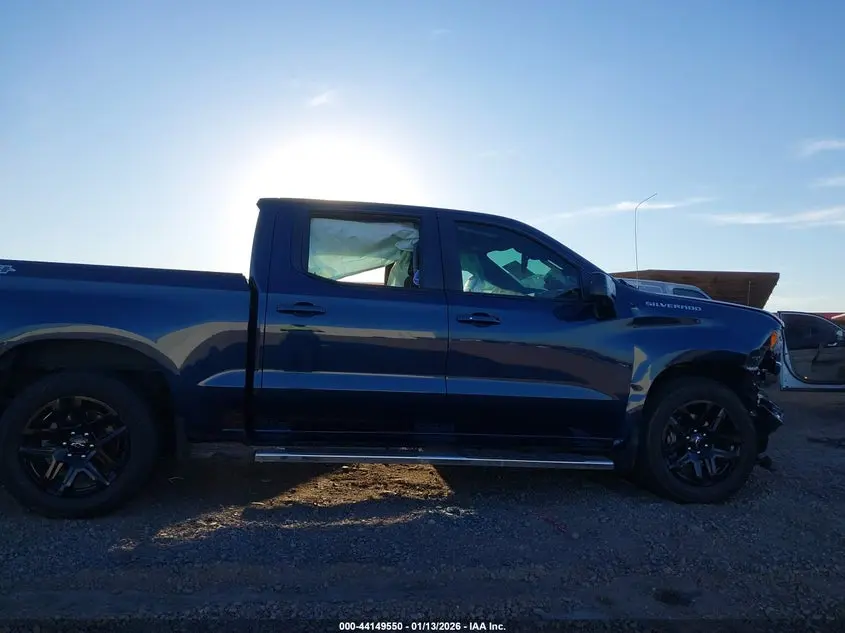 2022 CHEVROLET SILVERADO 1500 4WD  SHORT BED RST