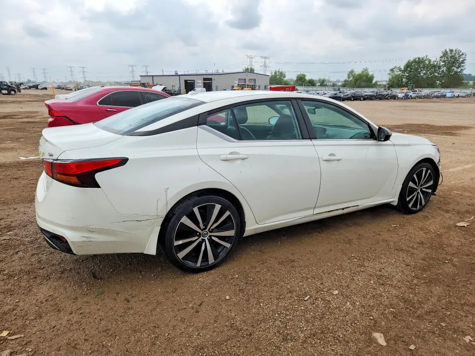 2020 NISSAN ALTIMA SR  