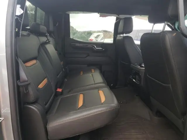 2023 GMC SIERRA K1500 AT4  