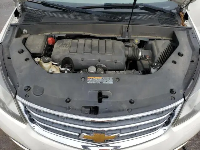 2014 CHEVROLET TRAVERSE LT  