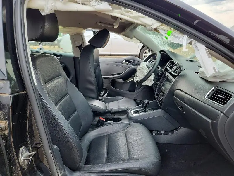 2014 VOLKSWAGEN JETTA SE  