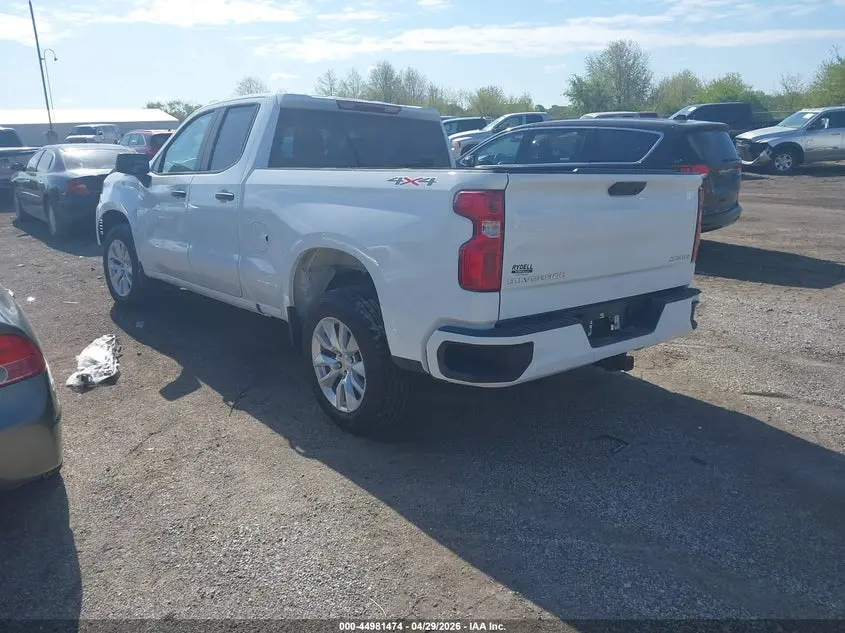 2024 CHEVROLET SILVERADO 1500 4WD  STANDARD BED CUSTOM