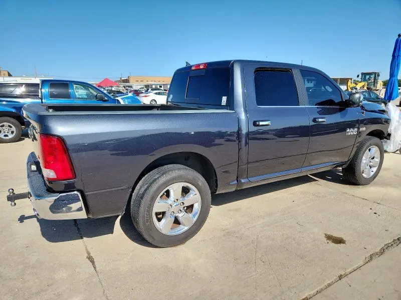 2017 RAM 1500 SLT  