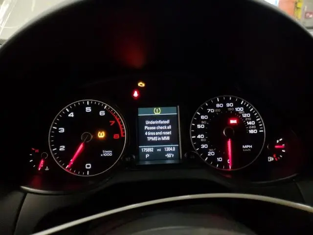 2013 AUDI Q5 PREMIUM PLUS  