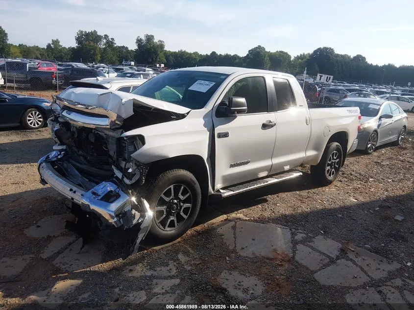 2017 TOYOTA TUNDRA SR5 5.7L V8