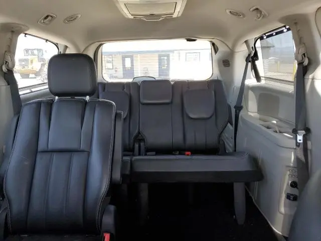 2011 CHRYSLER TOWN & COUNTRY TOURING L  