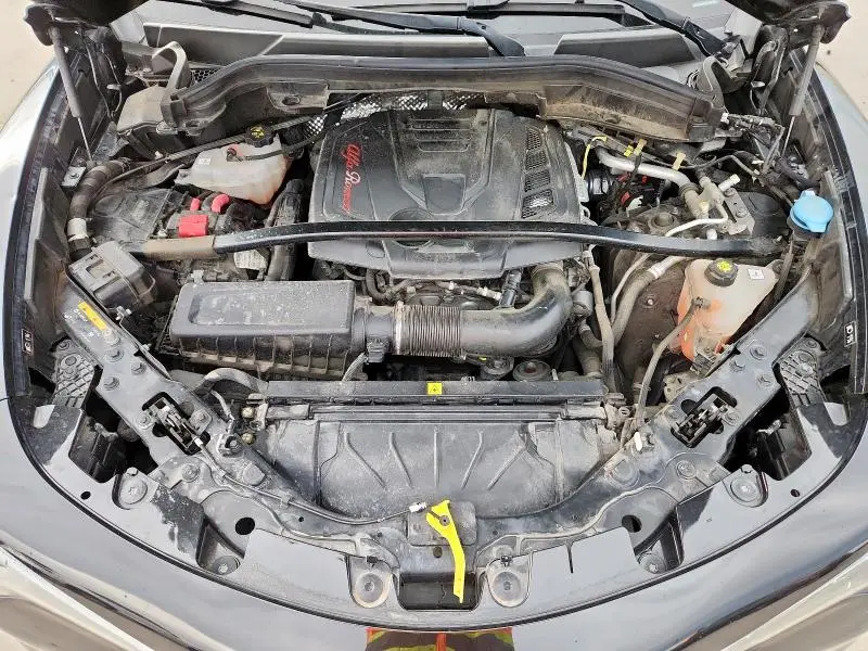 2021 ALFA ROMEO STELVIO SPORT  