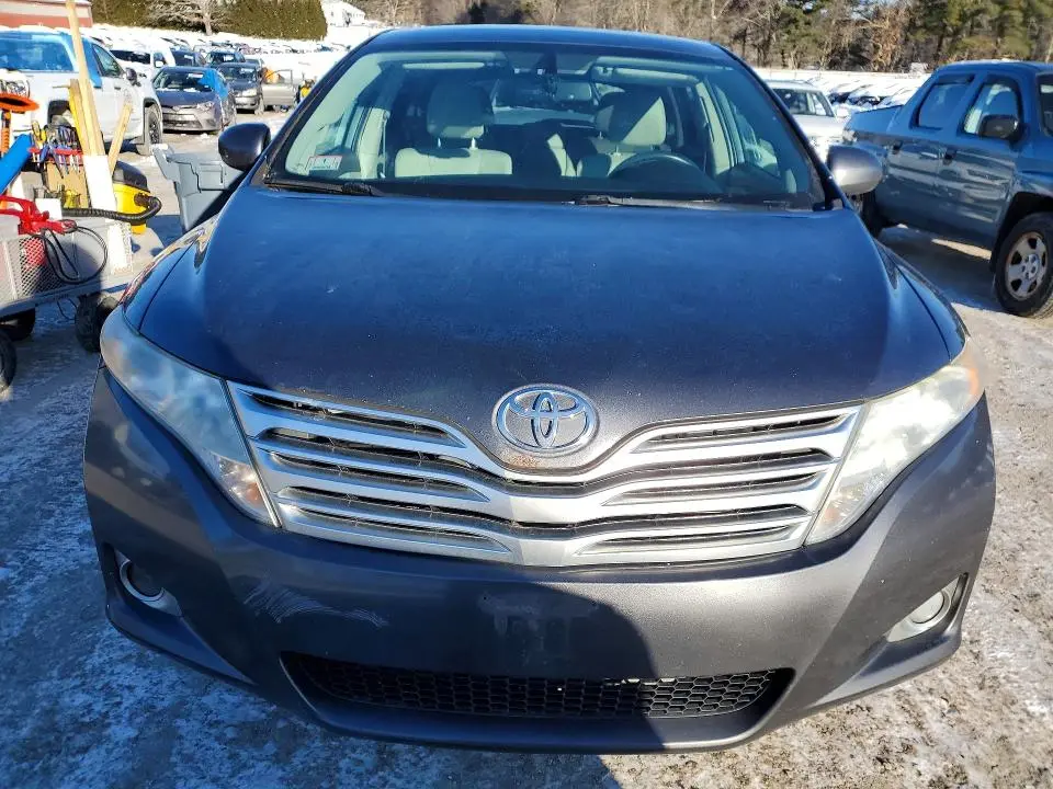 2011 TOYOTA VENZA   