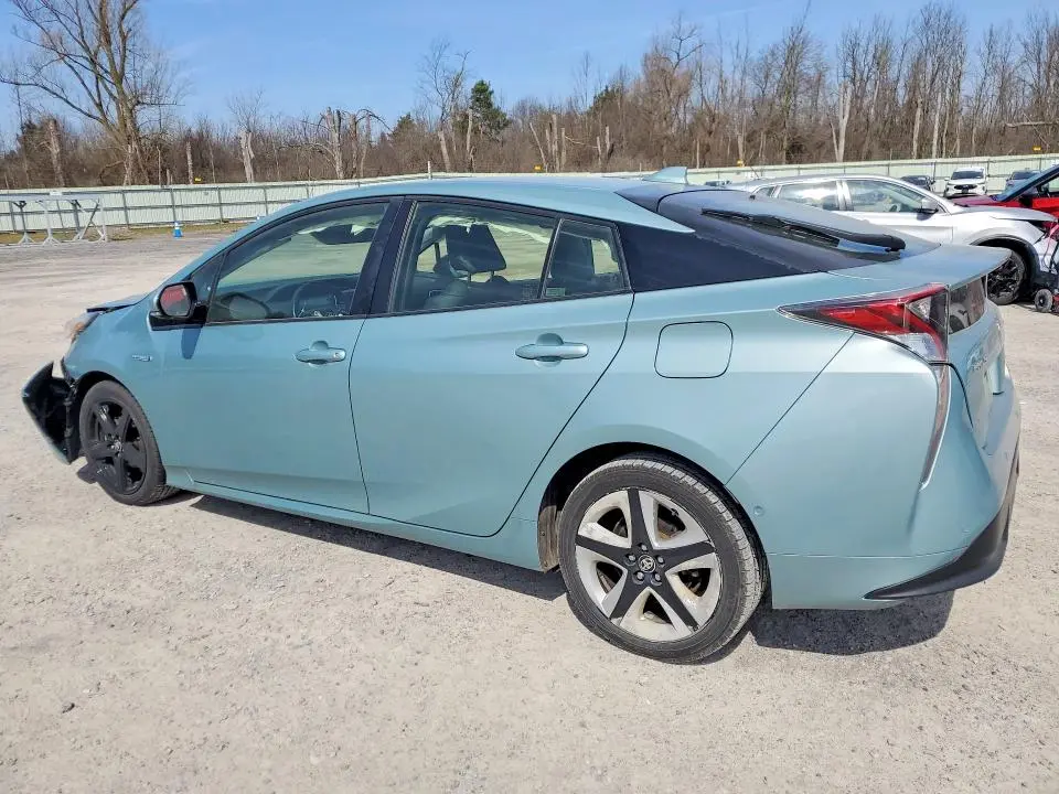 2017 TOYOTA PRIUS THREE TOURING  